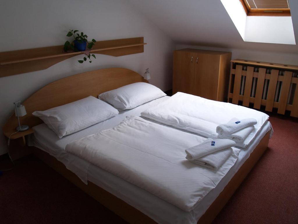 Hotel Isora Ostrava Quarto foto